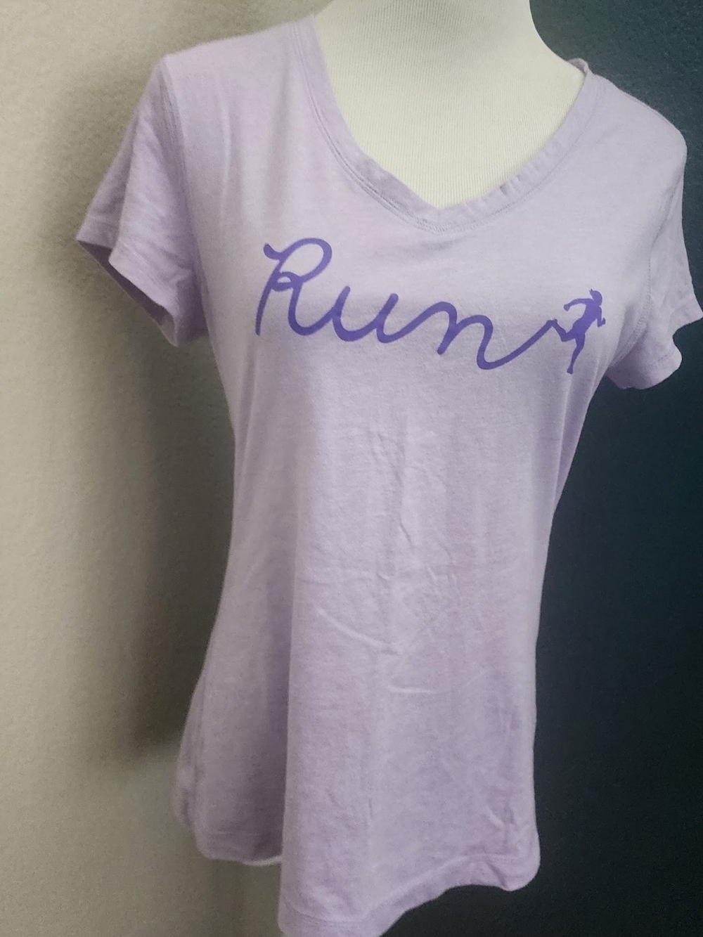 tek gear Lavender V-Neck 'Run' Graphic Tee
